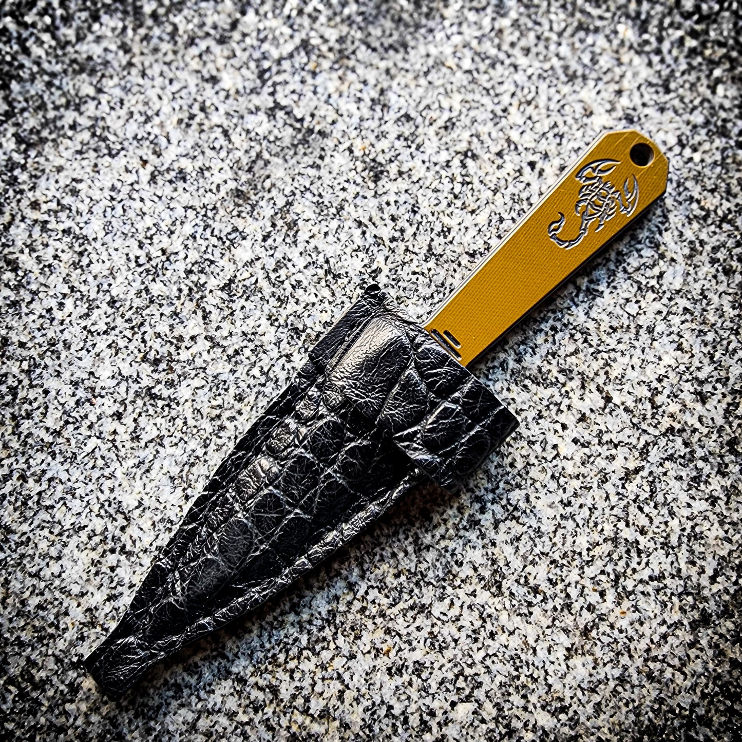 BT/Scorpion EDC Van Helsing Dagger Gator sheath