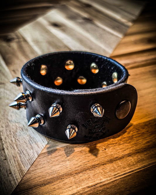 Punk Rock/Heavy Metal Style Spike Bracelet